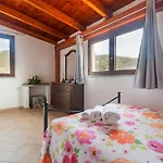 La Corte Di Anastasia Apartman Torpè